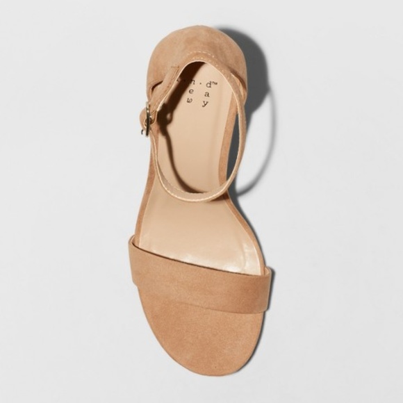 A New Day Ema High Block Heel Pumps Taupe - Picture 4 of 7